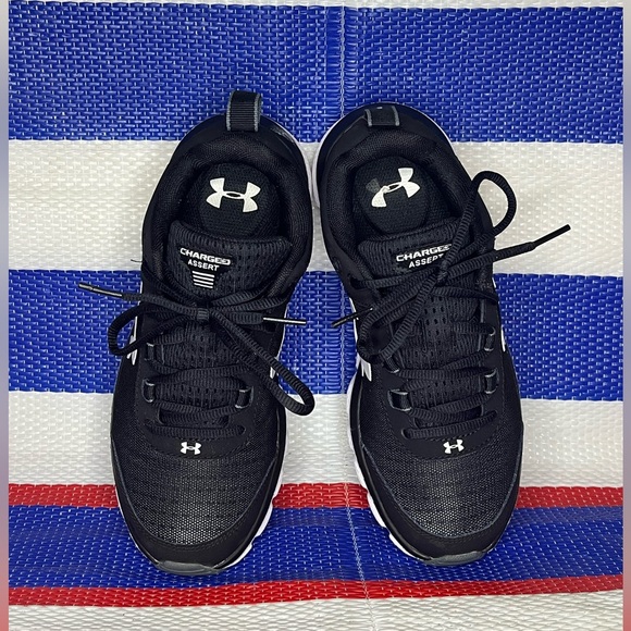 UNDER ARMOUR CHARGED ASSERT 8 RUNNING SHOES SIZE 7 WOMEN’S SNEAKERS - CASUAL - Picture 3 of 10
